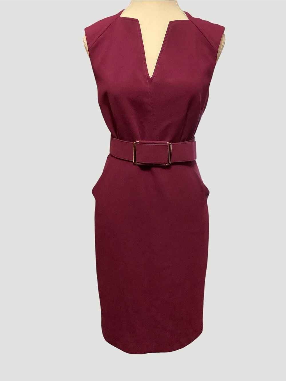 Le Château Burgundy Belted Sheath Dress Size 6 Made in Canada Career Cocktail